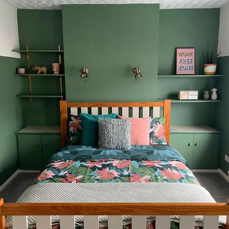 La Brisa-Fully Refurbished, Perfect Local Villa Portrush Bagian luar foto