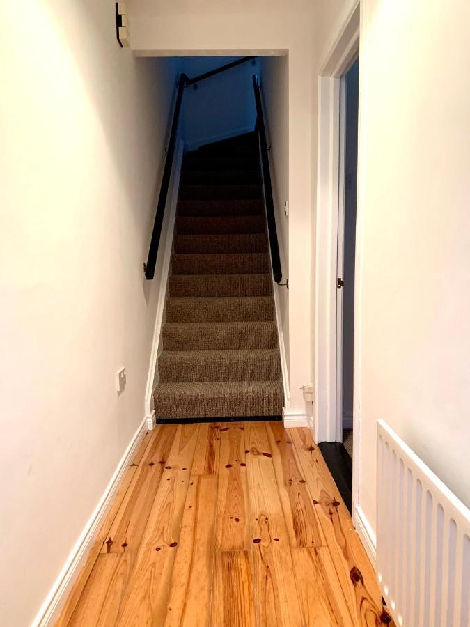 La Brisa-Fully Refurbished, Perfect Local Villa Portrush Bagian luar foto